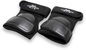 MARSHALLTOWN&#39;s Carpet Layer&#39;s Knee Pads are a must-have to protect your knees when installing stretch-in carpet. They are made of durable neoprene and are padded above the knee for extra cushion when using a knee kicker. Newest to the line are the Front Fastening Knee Pads. The one hook and loop design allows for quick adjustments.